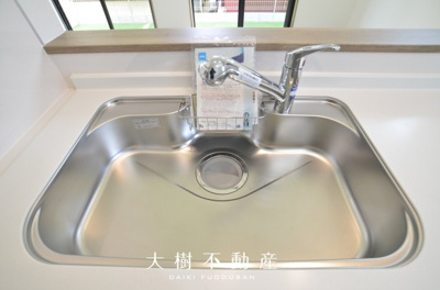 【キッチン】 | 座間市栗原中央1丁目　新築戸建て　全2棟【仲介手数料無料】