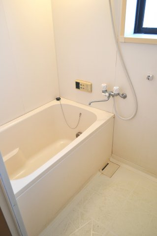 レジェン笠原弐番館の浴室|お風呂です