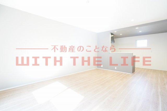 grand maison K【キャッシュバック対象物件】の居間・リビング|リビングです