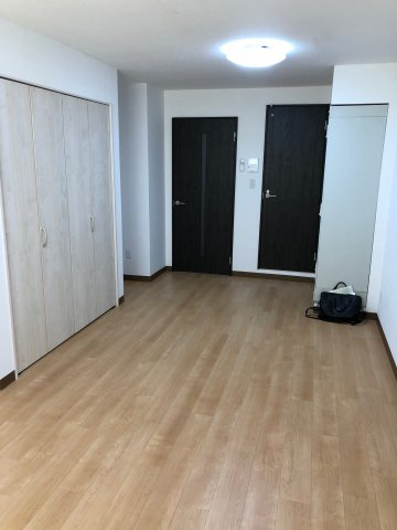 中野第２ビルの居間・リビング|ゆったり過ごせるリビングです