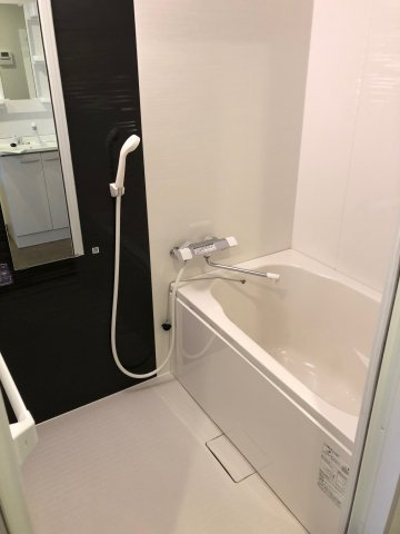 中野第２ビルの浴室|きれいなお風呂です