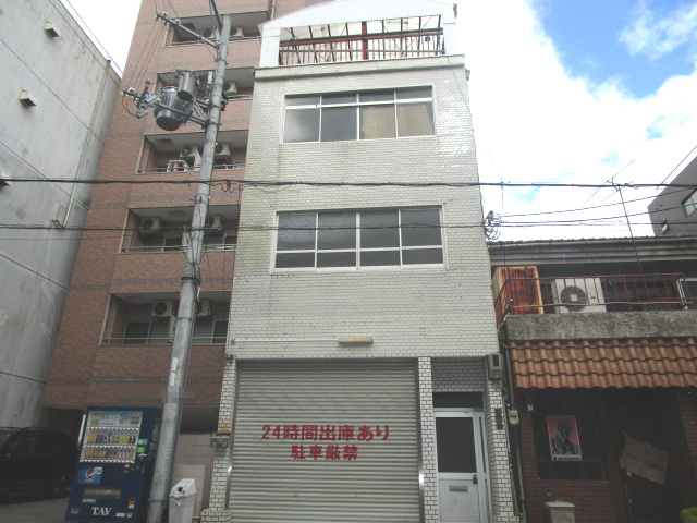 大阪市東成区玉津１丁目の倉庫