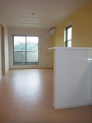 ブライトレジデンスの居間・リビング