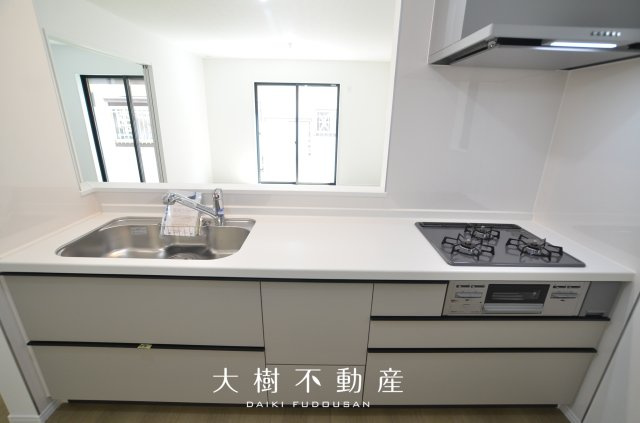 【キッチン】 | 座間市栗原中央1丁目　新築戸建て　全2棟【仲介手数料無料】