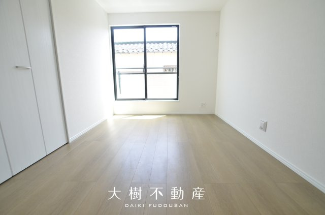 【洋室】 | 座間市栗原中央1丁目　新築戸建て　全2棟【仲介手数料無料】 | 2階　洋室2（7.5帖）