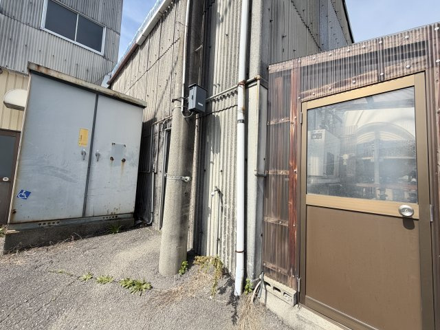 幸田町横落貸工場・倉庫の駐車場