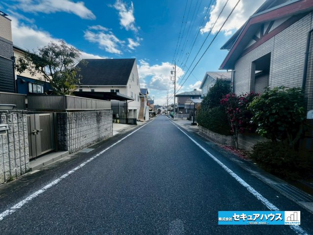 【中古戸建】日進市香久山5丁目の前面道路含む現地写真|事前予約にて現地ご見学いただけます！お気軽にお問い合わせください♪
■株式会社　セキュアハウス■
住宅ローンに強く、知識、経験豊富なスタッフ在籍
お客様に寄り添い、ご成約後もサポート致します。