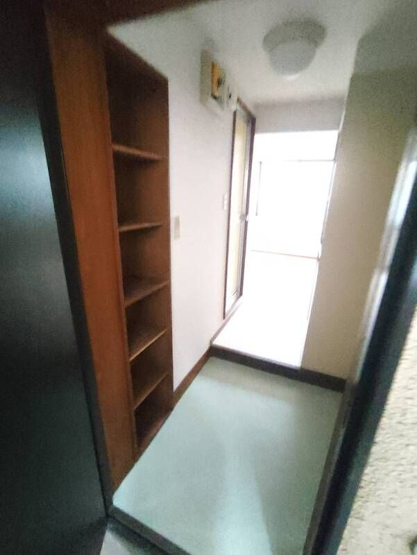 ニューオリエント小金井（分譲）の玄関