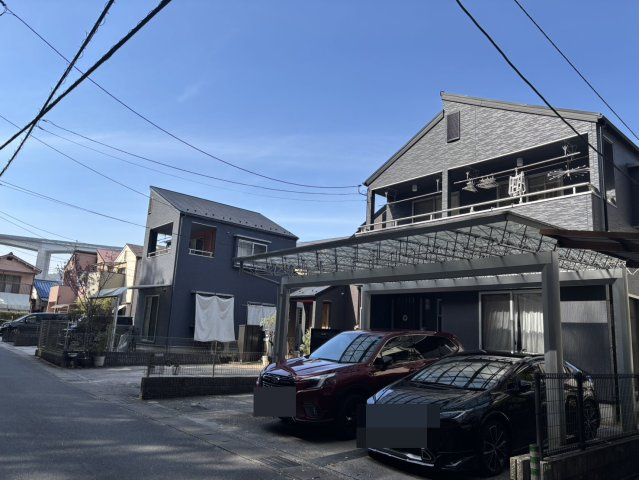広島市佐伯区八幡5丁目　中古一戸建ての前面道路含む現地写真