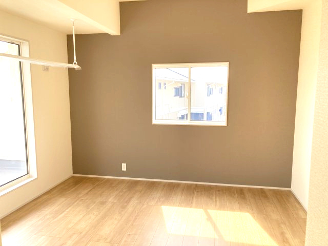 ブルーミングガーデン前橋市龍蔵寺町　2号棟の洋室|２階洋室１です