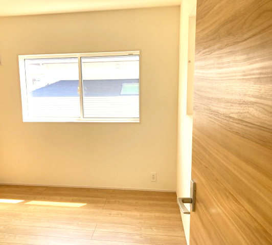 ブルーミングガーデン前橋市龍蔵寺町　2号棟の洋室|２階洋室２です♪