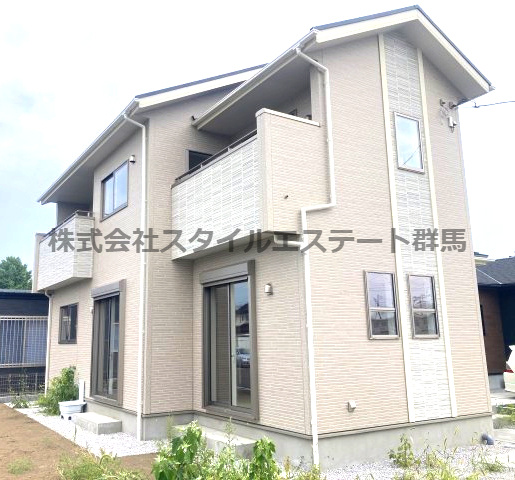 ブルーミングガーデン前橋市龍蔵寺町　2号棟の完成予想図|龍蔵寺町に全3棟の住宅を建築中です。
こちらは同仕様写真なので実物とは異なりますので参考としてご覧ください。
お客様のご都合に合わせて同仕様の物件もご見学頂けます♪お気軽にお問い合わせください。