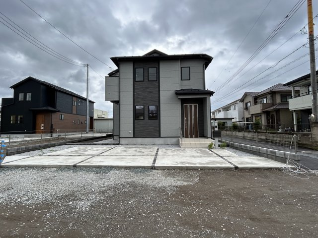 ブルーミングガーデン前橋市龍蔵寺町　2号棟の駐車場|駐車場は並列2台ご用意しております