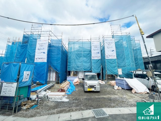 野洲市冨波甲　第3期　新築一戸建ての外観|周辺は落ち着いた街並みの住宅地！子育てがしやすい住環境です！まだ未完成ですが、現地でしかわからない事もございます。是非一度ご覧ください。