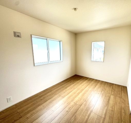 ブルーミングガーデン前橋市龍蔵寺町　1号棟の洋室|2階洋室３です♪