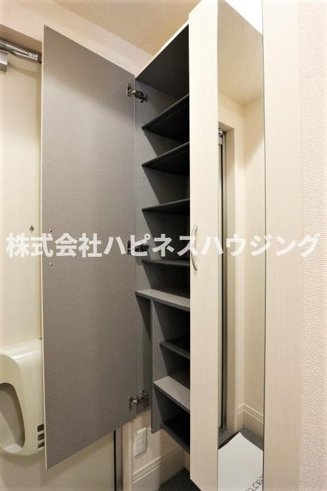 マローネ柏の玄関