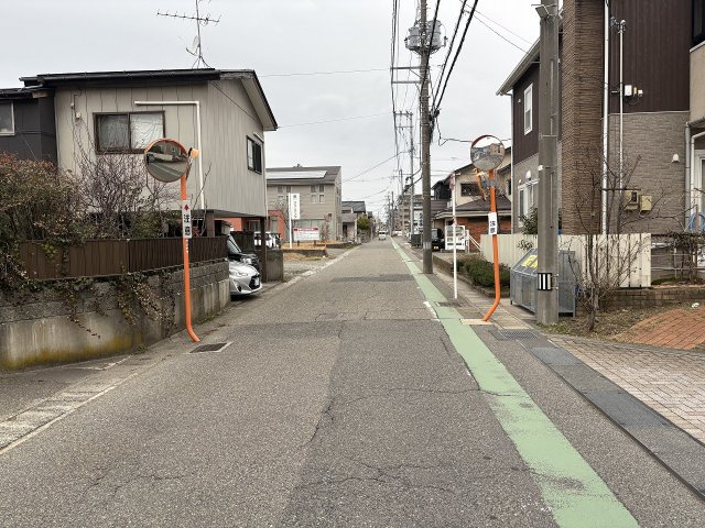 【前面道路含む現地写真】 | 南出来島売家