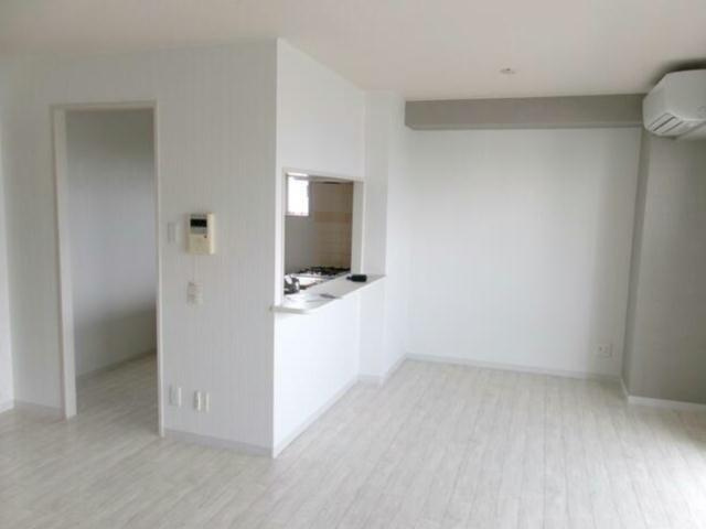 スタシオンの居間・リビング