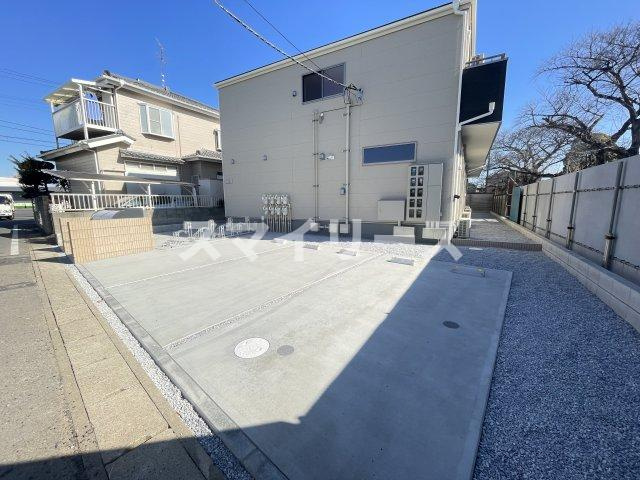 リーブルファイン柏高田の駐車場