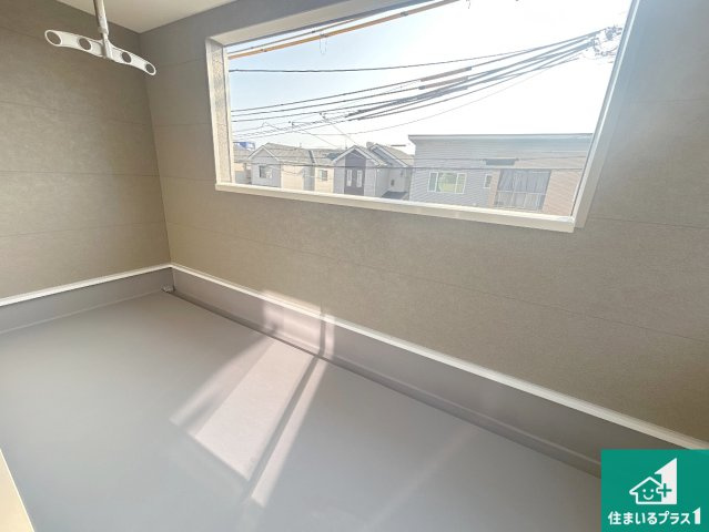 神戸市西区王塚台　第6期　新築一戸建てのバルコニー|ワイドバルコニーは洗濯物を干すスペースが広いのでご家族が多くても安心！