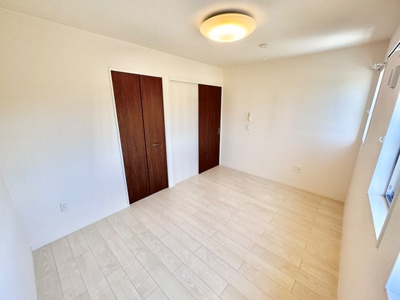 【寝室】 | リヤン