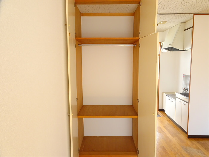 ウィスタリア笹塚の収納