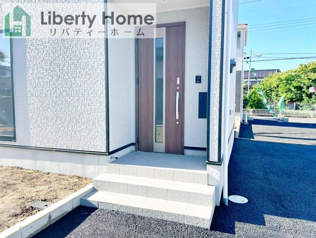 高萩市高萩第3　新築戸建　2号棟のエントランス