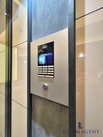 S-RESIDENCE今池駅前のエントランス