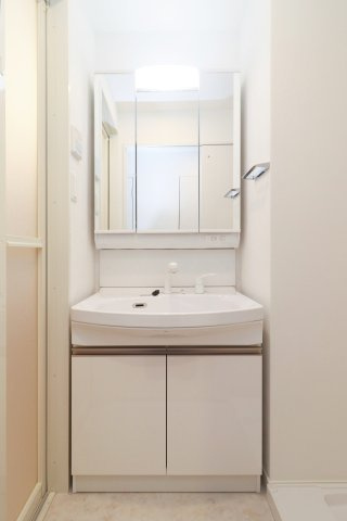 サヴォイ　ラ・シャンス　5階の洗面所|別号室のものになります。現状優先。