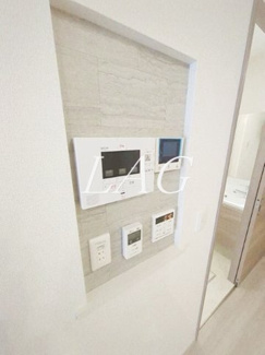 【セキュリティ】 | サンパティーク矢部 | モニター付きインターフォンです。