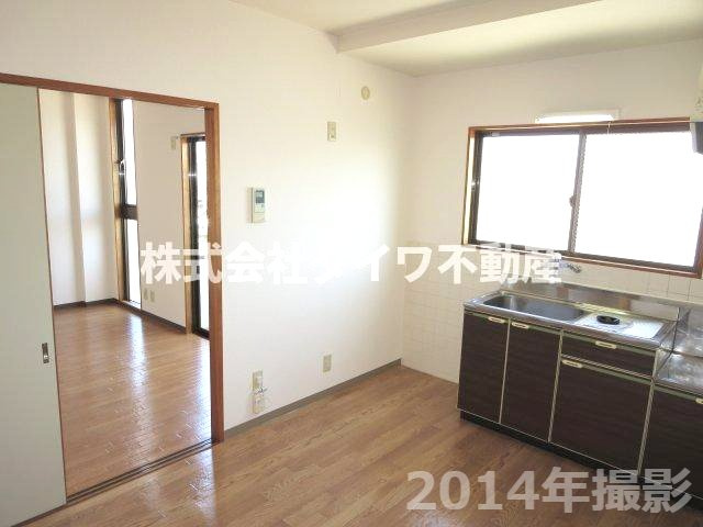 マンションイレブンの居間・リビング