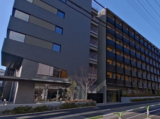 パークアクシス新宿百人町の駐車場