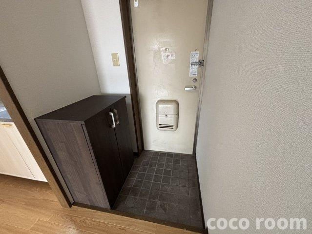 レジデンスマスオの玄関