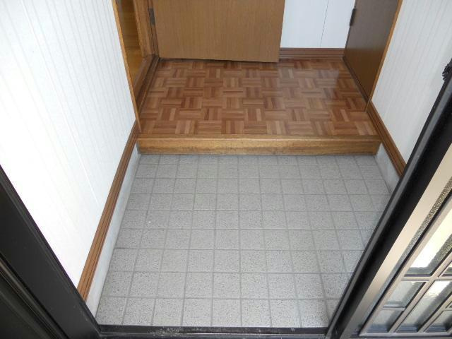 コーポ優（国誉）の玄関