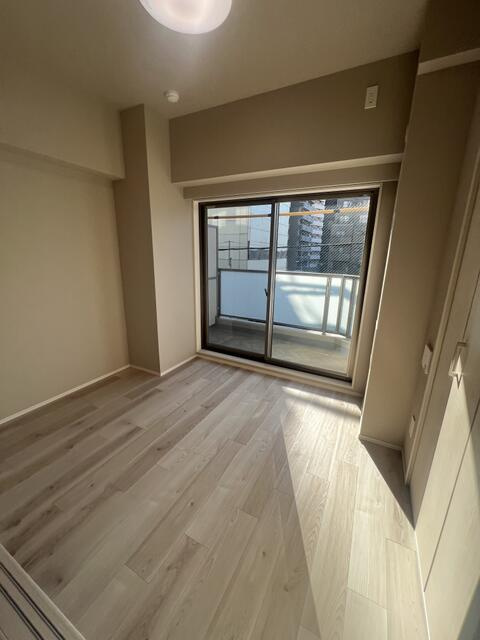 リリーフォート板橋大山の洋室|生活感を抑えたシンプルで上質な内装デザイン 