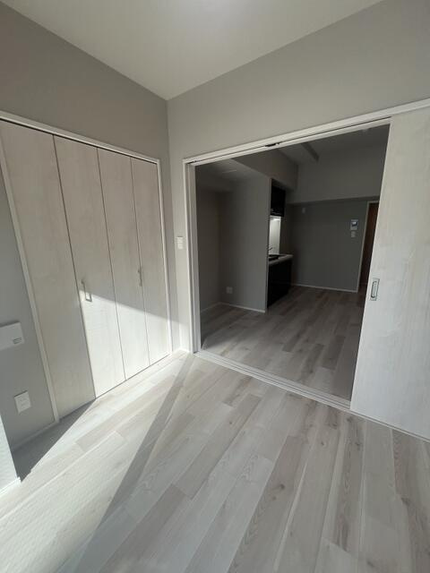 リリーフォート板橋大山の洋室|採光良好で日中も明るい住空間 