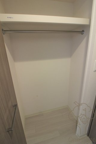 プレサンス天神橋筋六丁目ヴォワールの収納