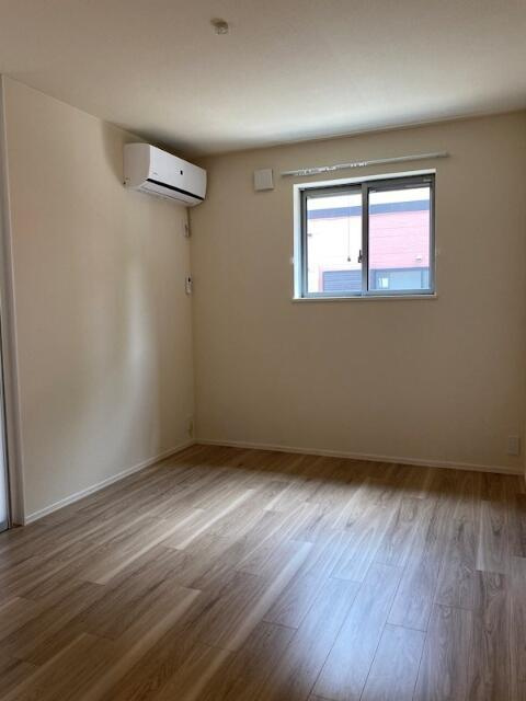 カルムＡＳの洋室|落ち着いた色調の洋室です