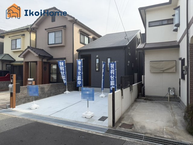 明石市二見町西二見　新築戸建　のエントランス|【ホームページに現地動画掲載中】●年中無休：当日予約可●内外とてもお洒落です！近くに公園もあり！