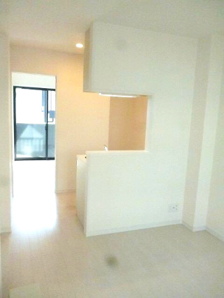 ブリステラス学芸大学前の居間・リビング|使いやすい居間です