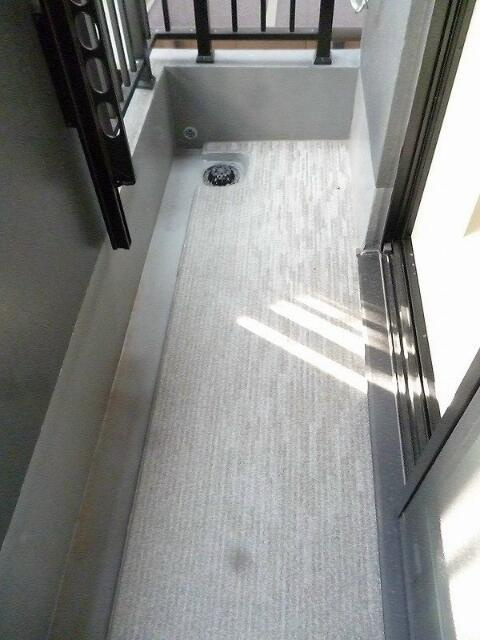 ブリステラス学芸大学前のバルコニー|バルコニーがあります