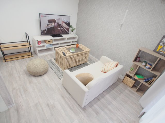 ロンディネの居間・リビング