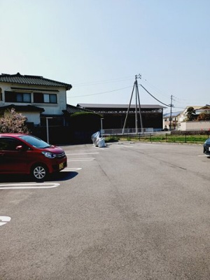 【駐車場】 | ノーブルハウス南方　Ｂ | 駐車場に車を止められます