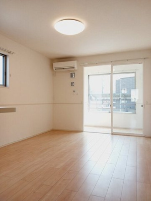 【内装】 | ノーブルハウス南方　Ｂ | 明るい室内です