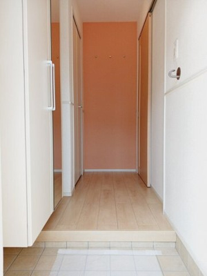 【玄関】 | ノーブルハウス南方　Ｂ | シンプルで使いやすい玄関です