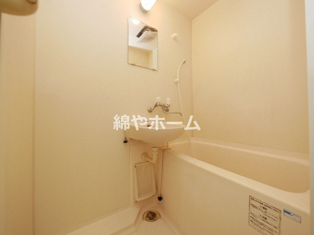 パークビレッジの浴室|コンパクトで使いやすいお風呂です