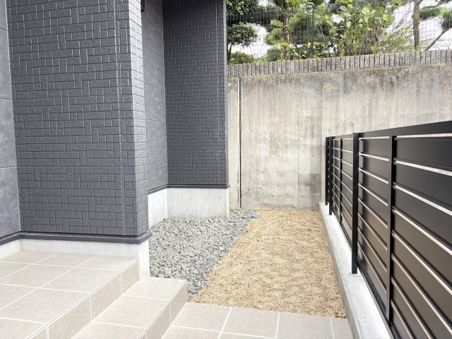 【長久手市仲田 E号棟】LDK20帖超×長期優良住宅の庭|庭スペース