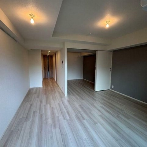 パークアクシス新宿百人町の居間・リビング