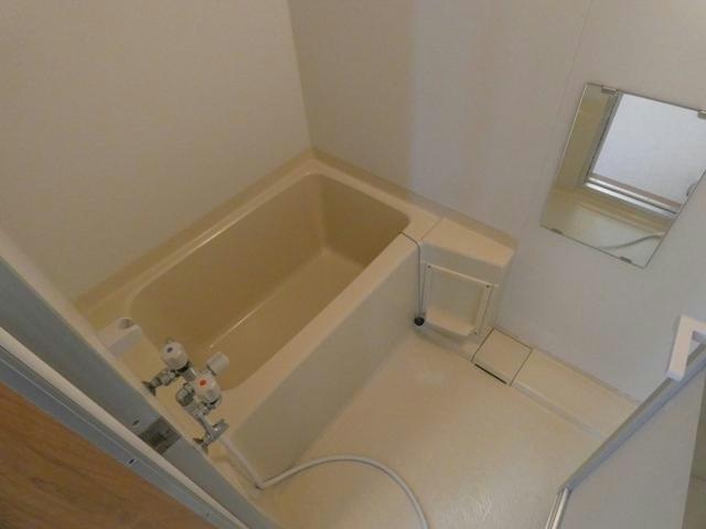 コーポカデンツァの浴室