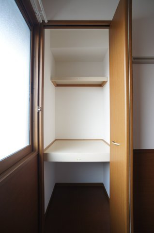 【収納】 | グランドゥールフレア | ちょっとした収納スペースも充実しています。退去前の為、過去の写真を使用しております、ご参考にしていただければと思います。